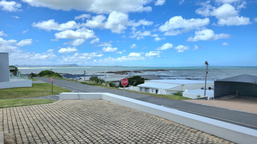 6 Bedroom Property for Sale in Franskraal Western Cape